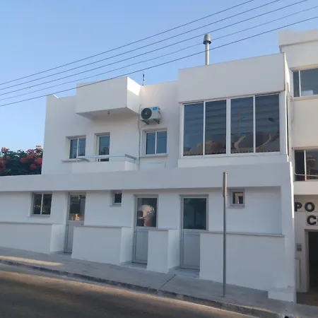 Polianapa Nest Apartment *