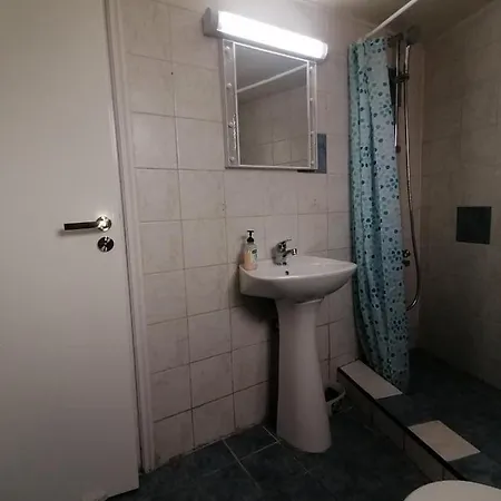 Polianapa Nest *