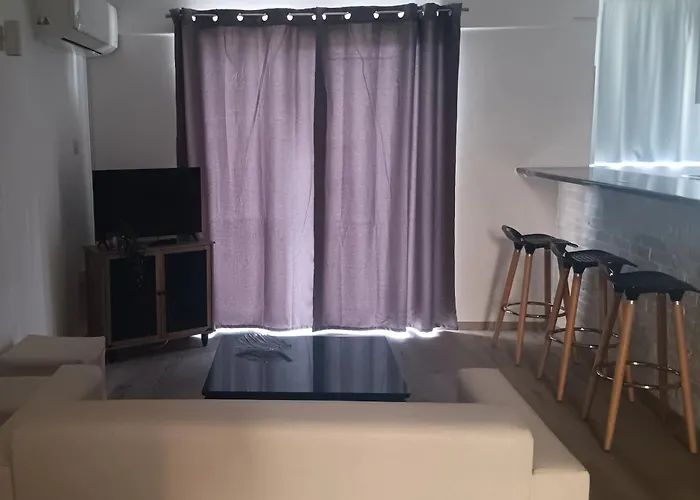 Polianapa Nest Ayía Nápa