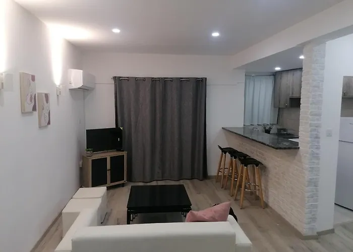 Polianapa Nest Appartement *